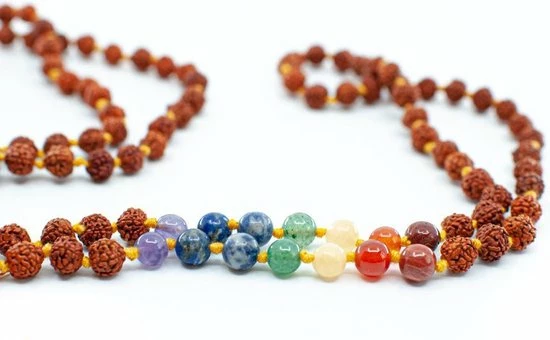 Goedkoop ❤️ Spiru Rudraksha Chakra Edelstenen Buddha Mala – 108 Kralen 💯 5 Goedkoop ❤️ Spiru Rudraksha Chakra Edelstenen Buddha Mala – 108 Kralen 💯 - Afbeelding 3