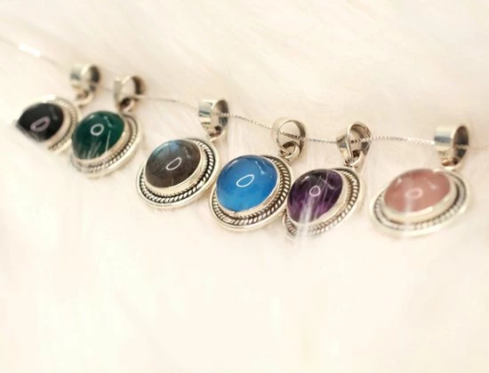 Uitgang π Terra Edela Natuursieraad - 925 Sterling Zilver Labradoriet Ronde Ketting Hanger - Boho Edelsteen Sieraad - Handgemaakt π 6 Uitgang π Terra Edela Natuursieraad - 925 Sterling Zilver Labradoriet Ronde Ketting Hanger - Boho Edelsteen Sieraad - Handgemaakt π - Afbeelding 4