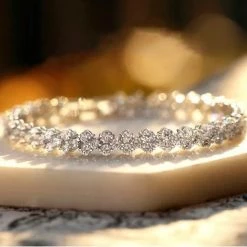 Top 10 😉 Soraro Dames Armband | Zilverkleurig | 18K Witgoud Verguld | Vrouwen Armband Zilver | Sieraden | Mooie Cadeauverpakking | Sinterklaas | Black Friday | Kerst | Kerstcadeau 🥰 7 Top 10 😉 Soraro Dames Armband | Zilverkleurig | 18K Witgoud Verguld | Vrouwen Armband Zilver | Sieraden | Mooie Cadeauverpakking | Sinterklaas | Black Friday | Kerst | Kerstcadeau 🥰 -Sieraden-horloges Winkel 550x497