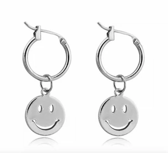 Beste deal 🥰 Togadget Bukuri Jewelry - Smiley Glimlach Gezicht Hanger Oorringen - Oorhangers - Oorbellen Zilverkleurig - Earparty - Trend - Hoop Earrings 💯 3 Beste deal 🥰 Togadget Bukuri Jewelry - Smiley Glimlach Gezicht Hanger Oorringen - Oorhangers - Oorbellen Zilverkleurig - Earparty - Trend - Hoop Earrings 💯