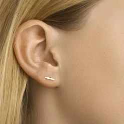 Kopen ✨ Marie-Celeste Balkje Dames Oorknoppen 8 Mm - Goud 🤩 16 Kopen ✨ Marie-Celeste Balkje Dames Oorknoppen 8 Mm - Goud 🤩 -Sieraden-horloges Winkel 550x502 21