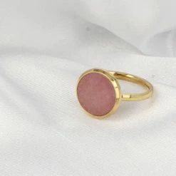 Begroting π My Bendel - Ring - Goud -met Roze Rhodeniet Edelsteen - My Bendel - Ring Goud Met 12 Mm Ronde Roze Rhodeniet Edelsteen - Met Luxe Cadeauverpakking β 14 Begroting π My Bendel - Ring - Goud -met Roze Rhodeniet Edelsteen - My Bendel - Ring Goud Met 12 Mm Ronde Roze Rhodeniet Edelsteen - Met Luxe Cadeauverpakking β -Sieraden-horloges Winkel 550x525
