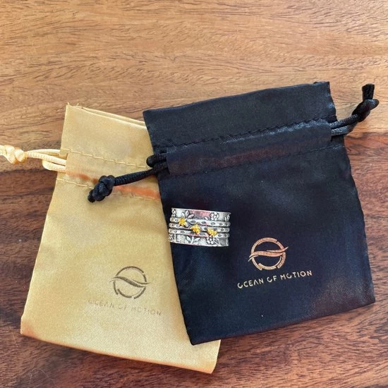 Aanbiedingen β Ocean Of Motion - Ring - Brede Ring - 'Bee Happy' - Bijen Ring - Cadeau - Cadeau Voor Vriendin - Ring Dames - Ring Heren - Ringmaat 63/20.00 Mm π 10 Aanbiedingen β Ocean Of Motion - Ring - Brede Ring - 'Bee Happy' - Bijen Ring - Cadeau - Cadeau Voor Vriendin - Ring Dames - Ring Heren - Ringmaat 63/20.00 Mm π - Afbeelding 8