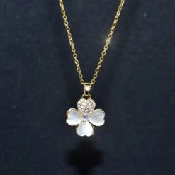 Beste Pirce 🎁 Gading® Dames Ketting Met Wit Klavertje Vier- Stalen Collier Met Zirkonia- 42cm+6cm ✔️