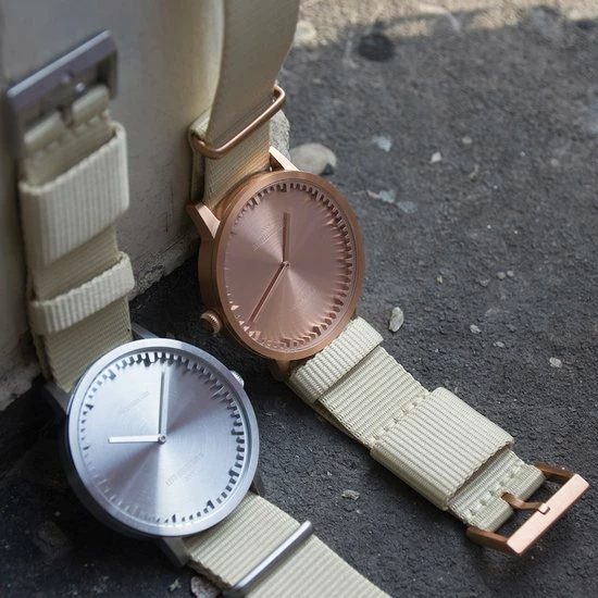 Coupon π LEFF Amsterdam - T40 - Horloge - Nylon - Staal/Zandkleurig - Ø 40mm π 11 Coupon π LEFF Amsterdam - T40 - Horloge - Nylon - Staal/Zandkleurig - Ø 40mm π - Afbeelding 9