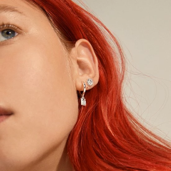 Coupon 🔥 Pilgrim Oorbellen Valkyria - Knopjes & Ringetjes - 2 In 1 - Zilverkleurig - Lengte 7 Mm - Hoogte 23 Mm 🥰 4 Coupon 🔥 Pilgrim Oorbellen Valkyria - Knopjes & Ringetjes - 2 In 1 - Zilverkleurig - Lengte 7 Mm - Hoogte 23 Mm 🥰 - Afbeelding 2