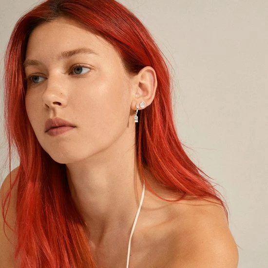 Coupon 🔥 Pilgrim Oorbellen Valkyria - Knopjes & Ringetjes - 2 In 1 - Zilverkleurig - Lengte 7 Mm - Hoogte 23 Mm 🥰 5 Coupon 🔥 Pilgrim Oorbellen Valkyria - Knopjes & Ringetjes - 2 In 1 - Zilverkleurig - Lengte 7 Mm - Hoogte 23 Mm 🥰 - Afbeelding 3