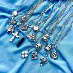 Aanbiedingen 𧨠Quiges - RVS Ashanger Urn Kruis Met Vleugels Met Verstelbare Ketting 46 - 52cm - SLSA005 π 13 Aanbiedingen 𧨠Quiges - RVS Ashanger Urn Kruis Met Vleugels Met Verstelbare Ketting 46 - 52cm - SLSA005 π -Sieraden-horloges Winkel 550x550 570