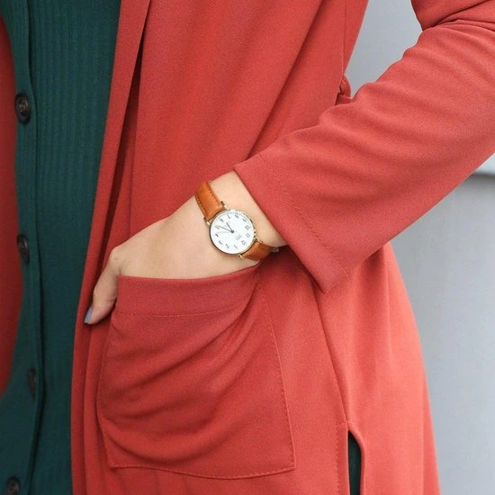 Begroting β¨ Q&Q Horloge Met Leren Band π 4 Begroting β¨ Q&Q Horloge Met Leren Band π - Afbeelding 2