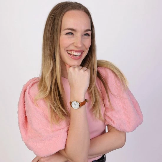 Begroting β¨ Q&Q Horloge Met Leren Band π 5 Begroting β¨ Q&Q Horloge Met Leren Band π - Afbeelding 3