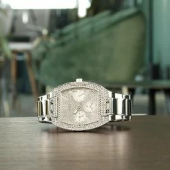 Korting π GUESS GW0104L1 Dames Horloge 38 Mm - Zilverkleurig π₯° 24 Korting π GUESS GW0104L1 Dames Horloge 38 Mm - Zilverkleurig π₯° -Sieraden-horloges Winkel 550x550 96