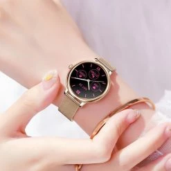 Nieuw 🎉 Belesy® CHARMING - Smartwatch Dames - Horloge - 1.3 Inch - Kleurenscherm - Stappenteller - Bloeddruk - Hartslag - Maak Je Eigen ⌚ Watchfaces - Staal – Zwart 🛒 -Sieraden-horloges Winkel 550x654